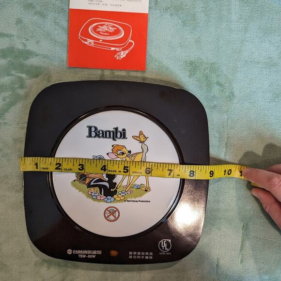 Disney's Bambi Hot Plate 9" - Picture 3 of 4
